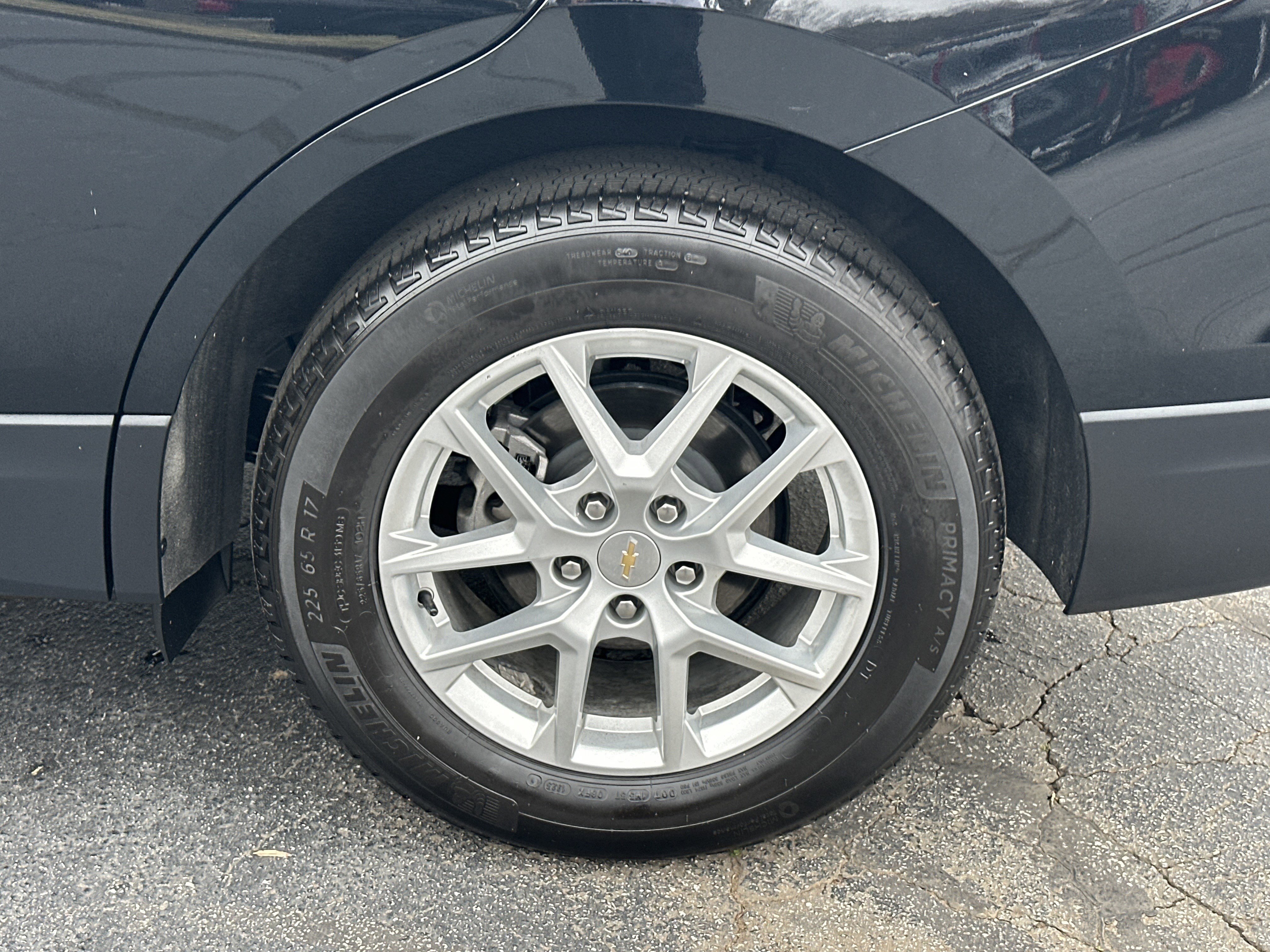 Certified 2024 Chevrolet Equinox LT w/ LPO, Floor Liner Package image 20