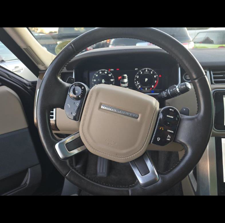 Used 2018 Land Rover Range Rover HSE image 8