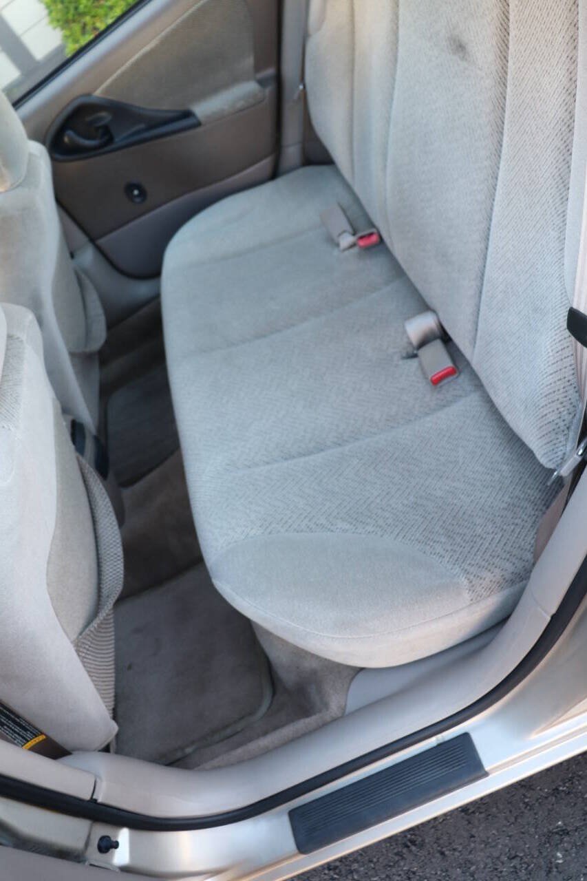 Used 1997 Chevrolet Cavalier LS w/ Preferred Equipment Group 2 FWD image 39