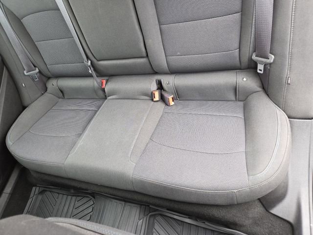 Used 2017 Chevrolet Cruze LT image 22