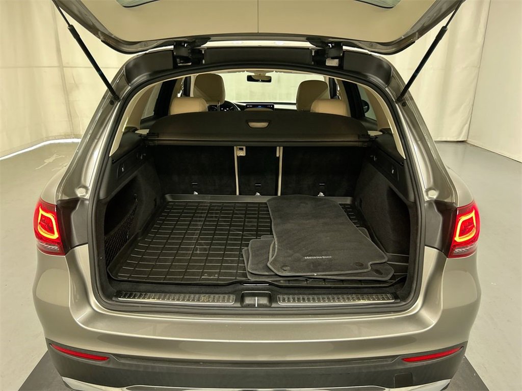 Used 2020 Mercedes-Benz GLC 300 4MATIC image 21