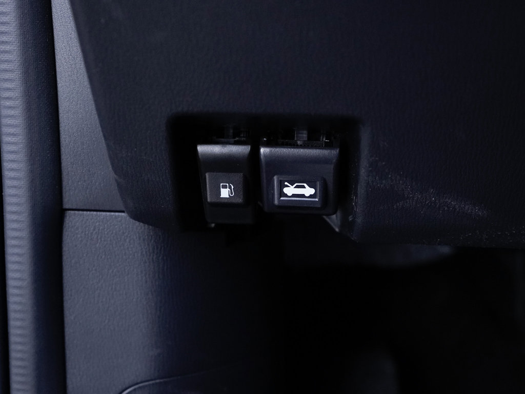 Used 2025 MAZDA CX-5 Signature AWD/4WD image 19