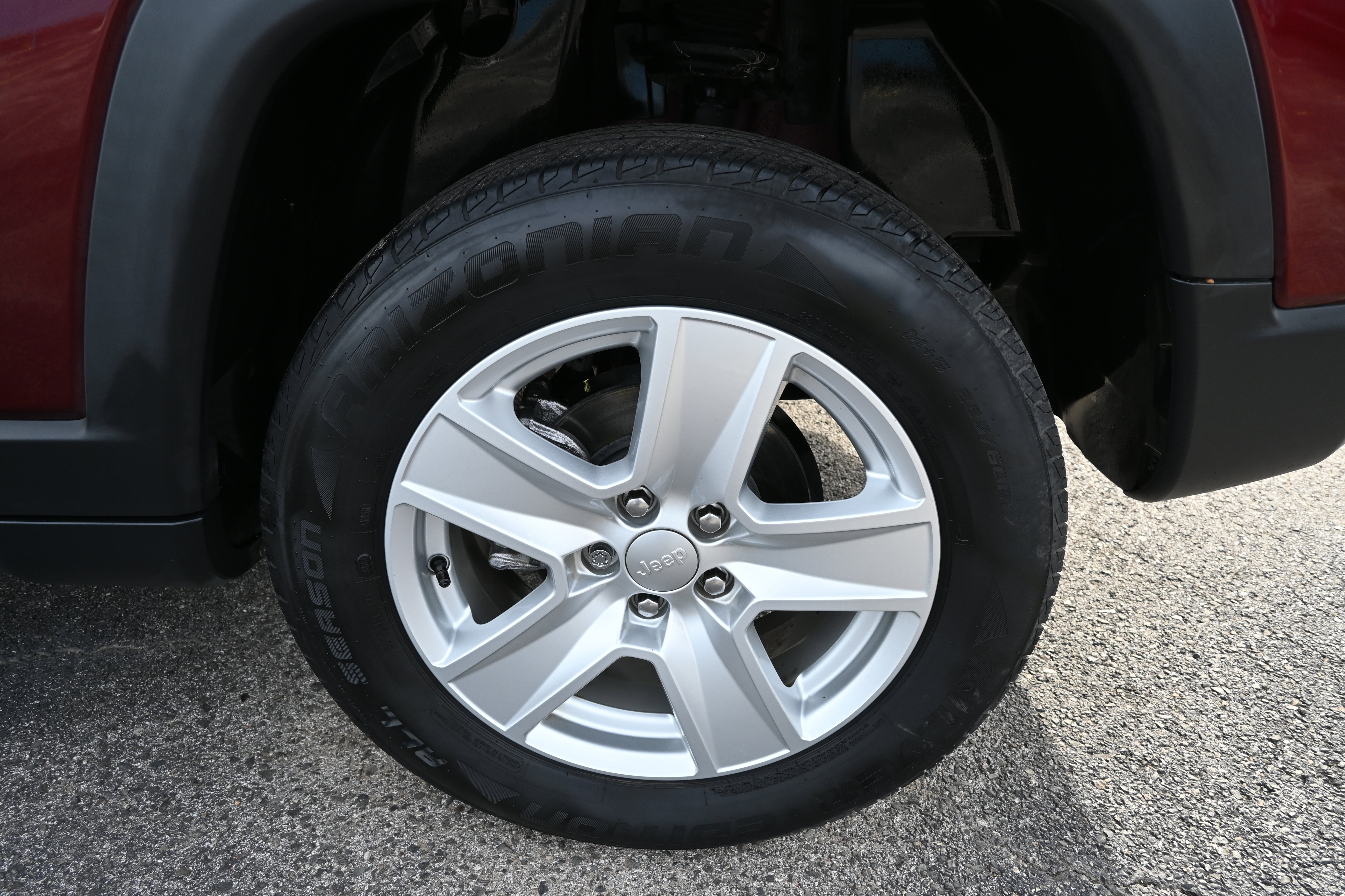 Used 2022 Jeep Compass Latitude image 9