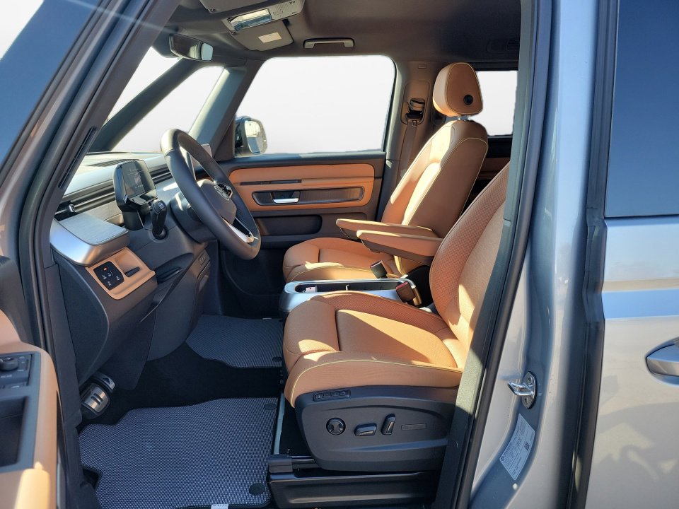 New 2025 Volkswagen ID. Buzz Pro S image 9