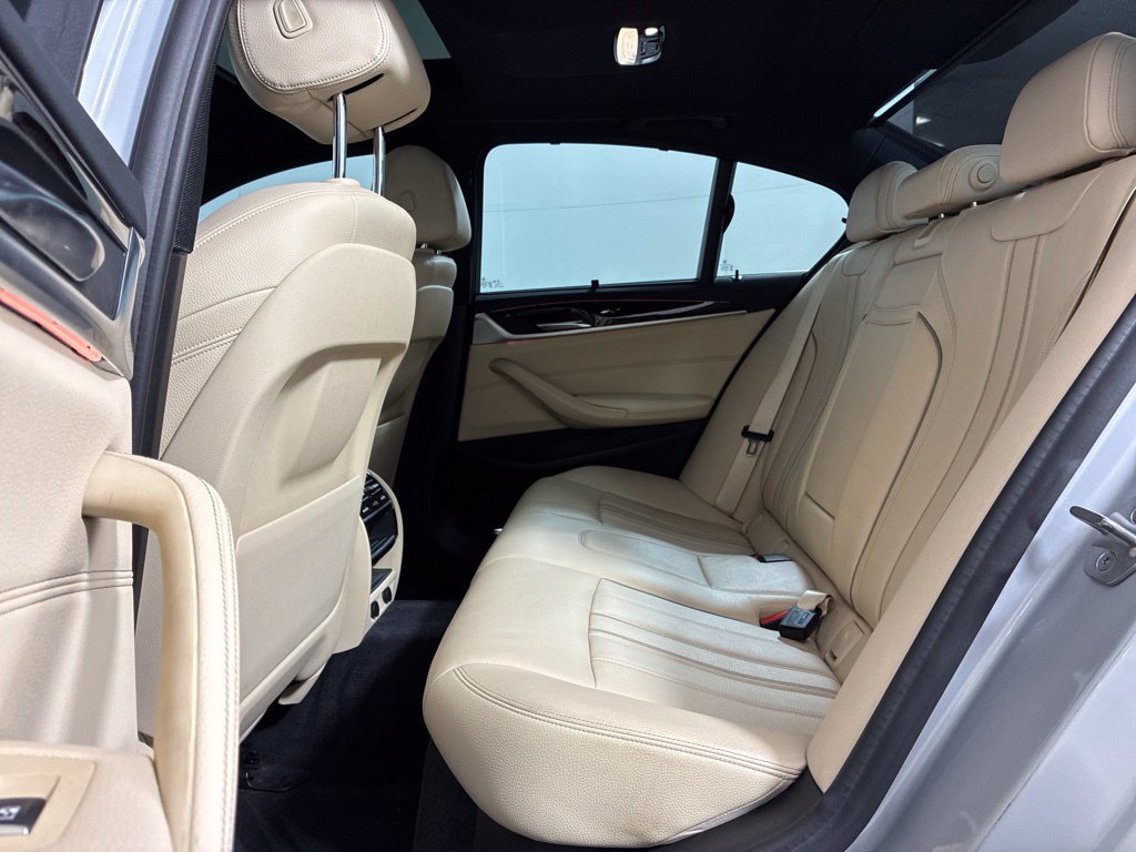 Used 2019 BMW 530i RWD image 31