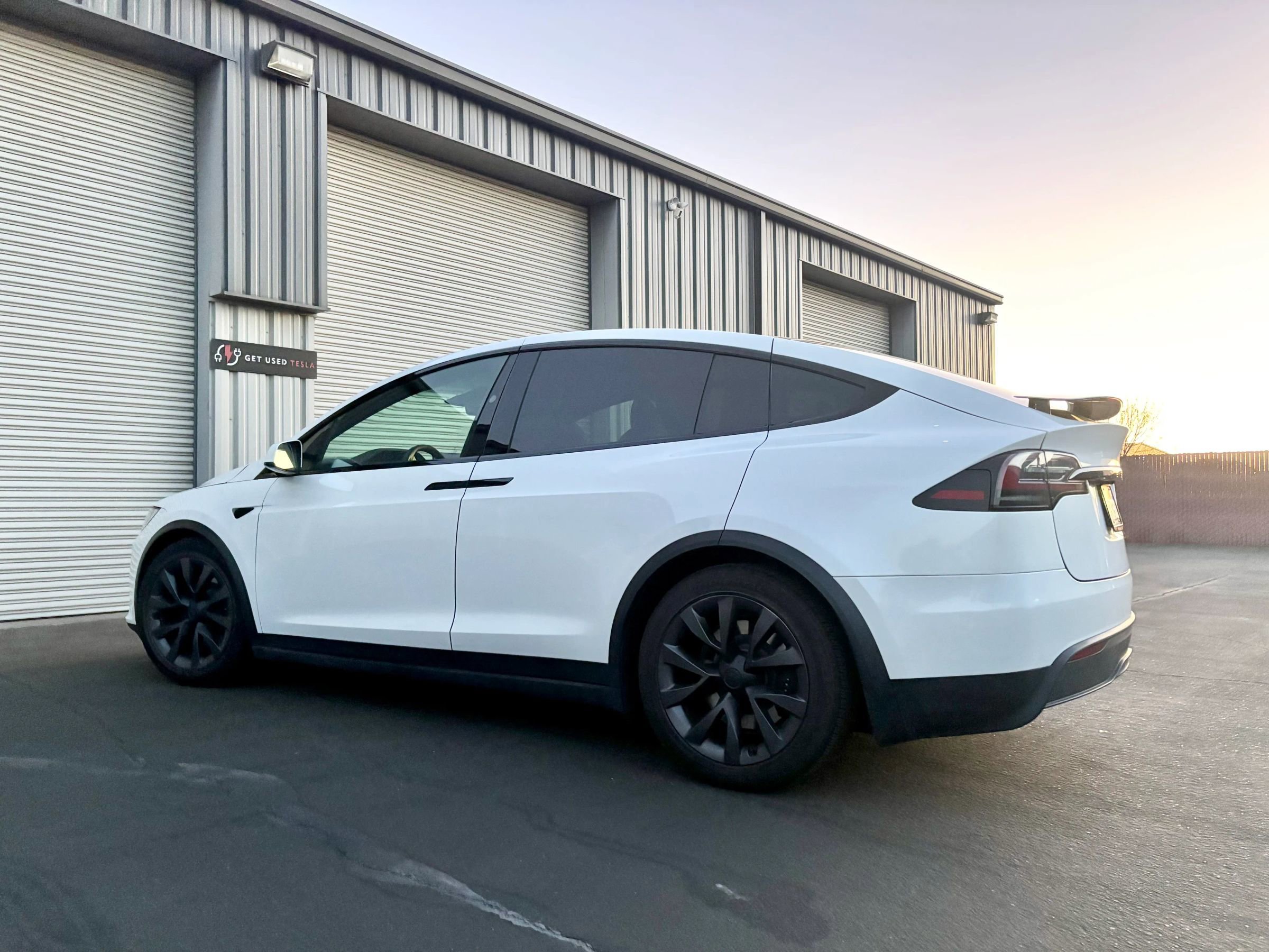 Used 2024 Tesla Model X image 9