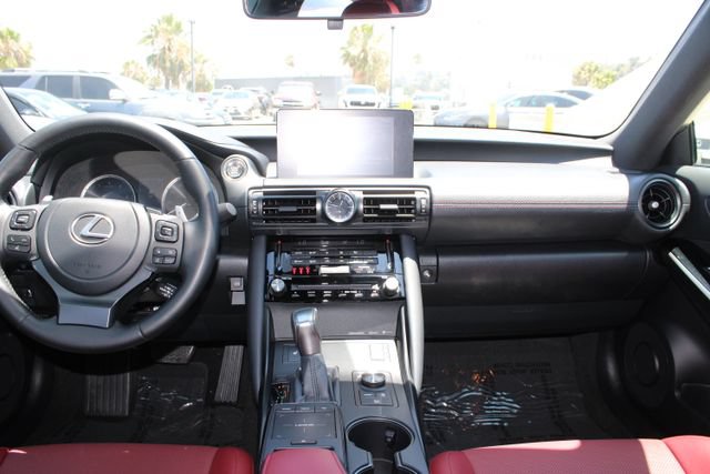 Certified 2025 Lexus IS 300 F Sport RWD image 8