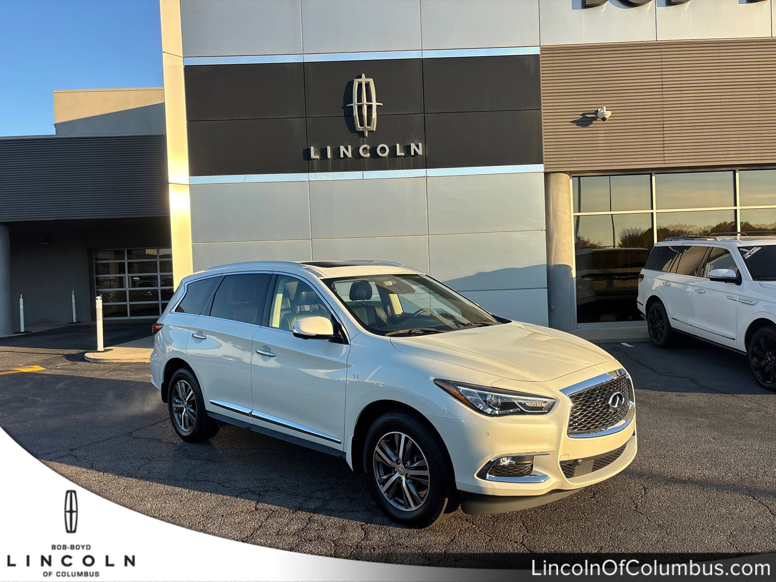 Used 2020 INFINITI QX60 Luxe w/ Essential Package