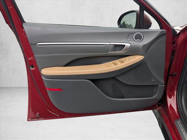Used 2024 Hyundai Sonata Limited image 13