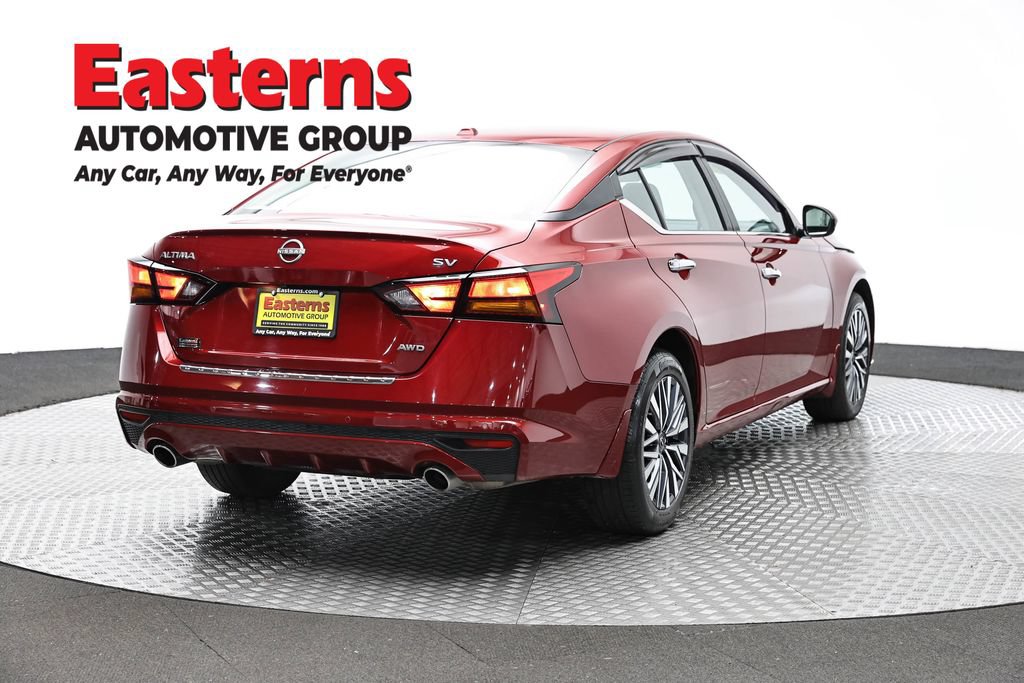 Used 2023 Nissan Altima 2.5 SV w/ SV Premium Package AWD/4WD image 5