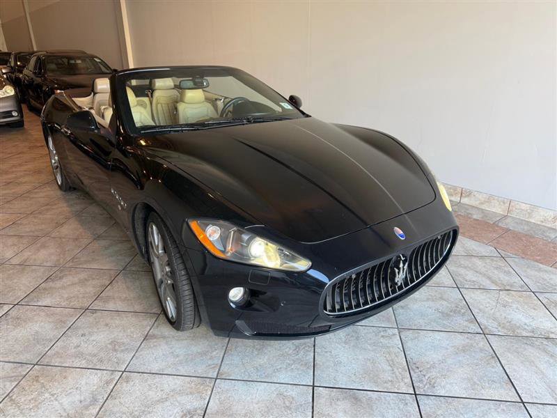 Used 2010 Maserati GranTurismo Convertible RWD image 7