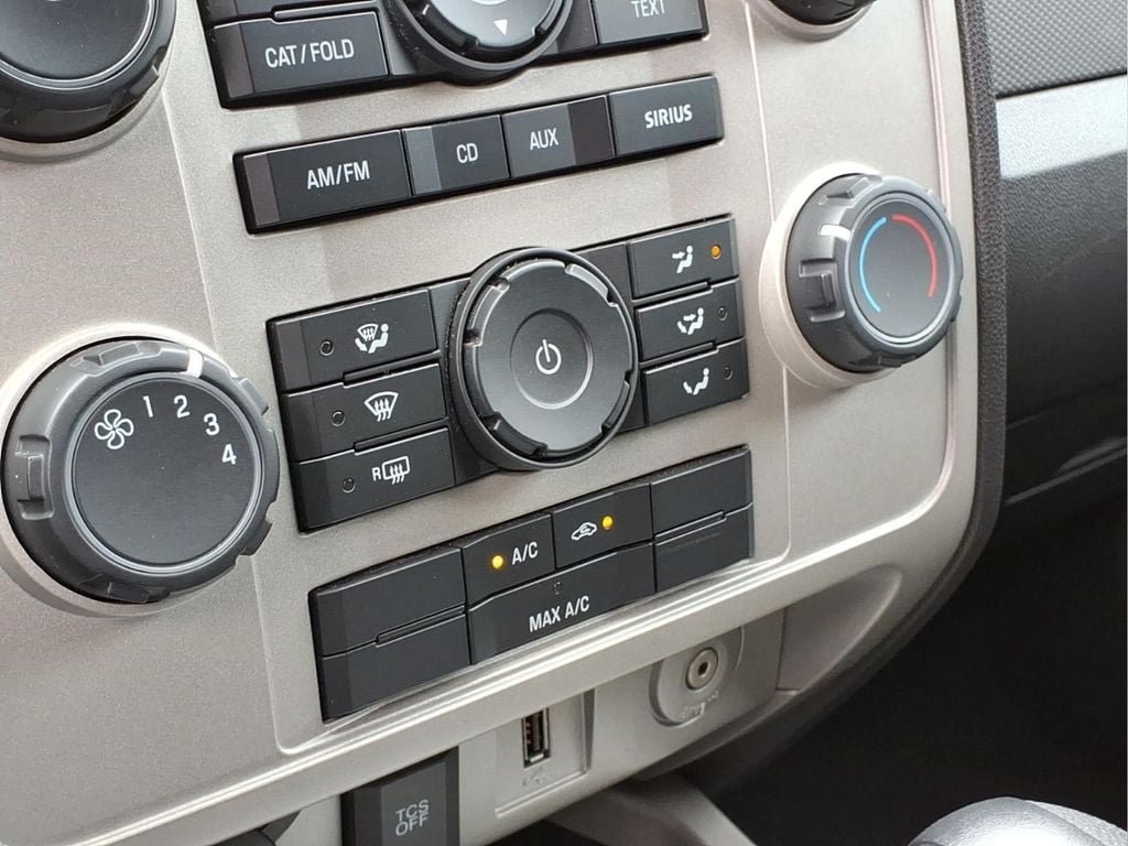 Used 2012 Ford Escape XLT AWD/4WD image 13