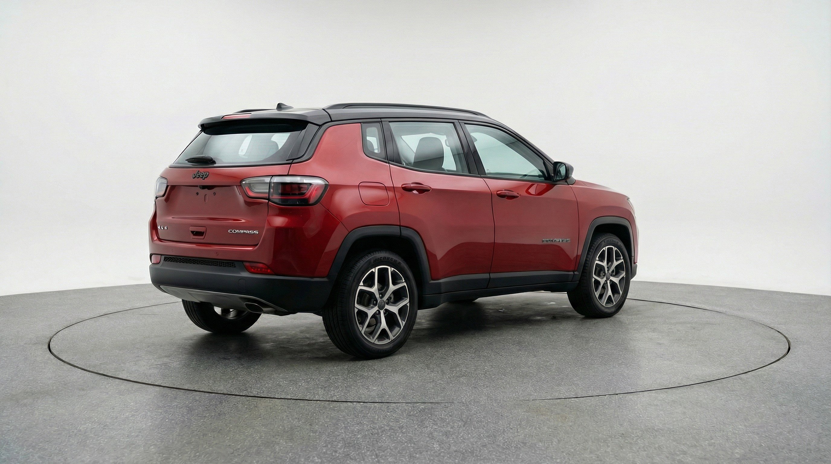Used 2025 Jeep Compass Limited image 9