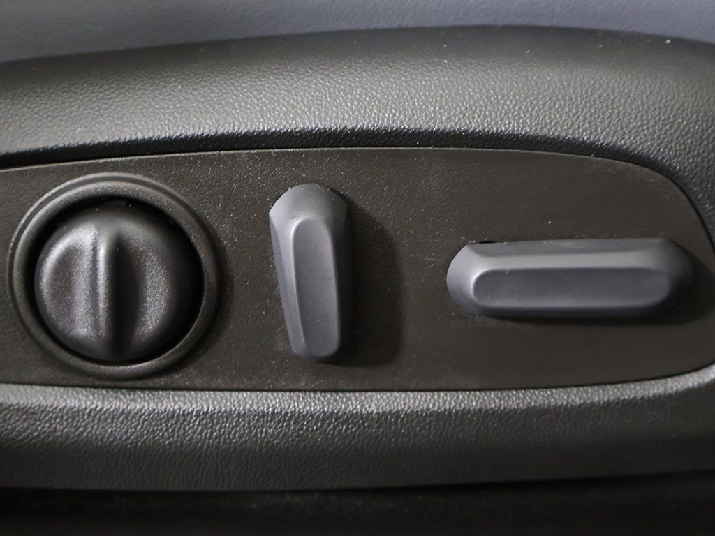 Used 2022 Buick Enclave Essence w/ Experience Buick Package image 39