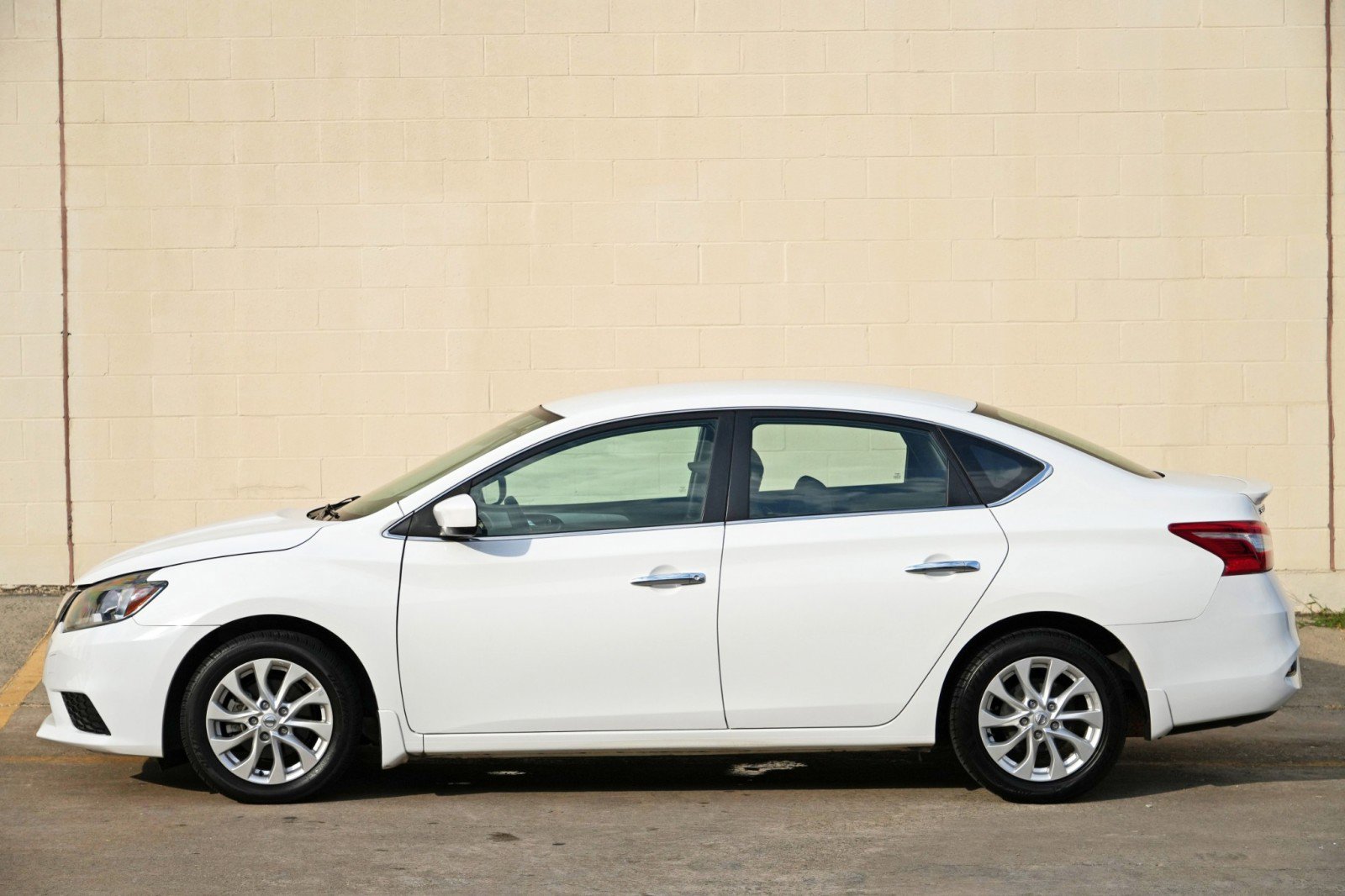 Used 2017 Nissan Sentra S w/ S Style Package FWD image 41