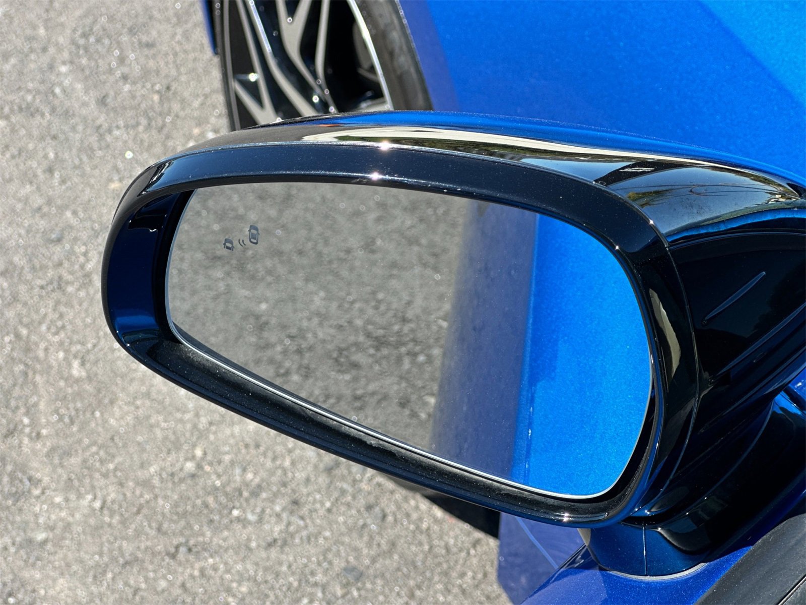 Used 2023 Kia Stinger GT-Line w/ Sun & Sound Package image 9