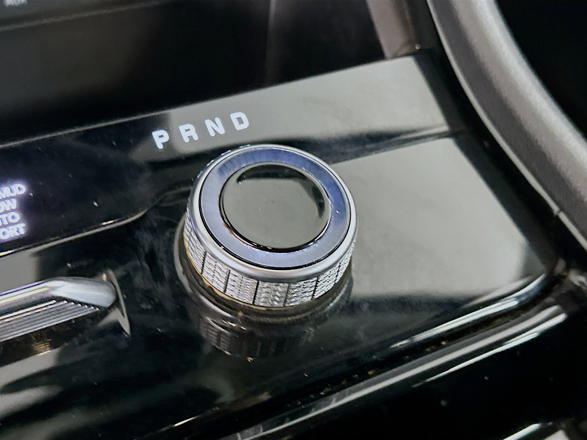 Used 2023 Jeep Grand Cherokee Limited image 25