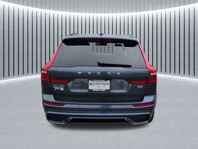 Used 2024 Volvo XC60 B5 Plus image 7
