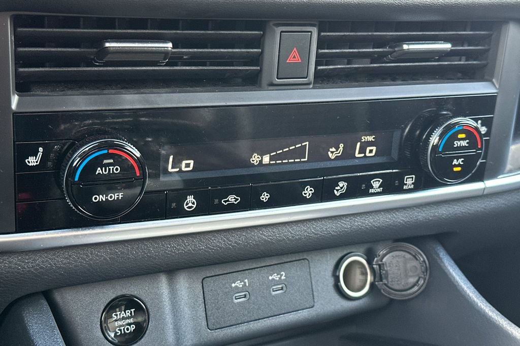 Used 2025 Nissan Rogue SV w/ Rock Creek Premium Package image 21