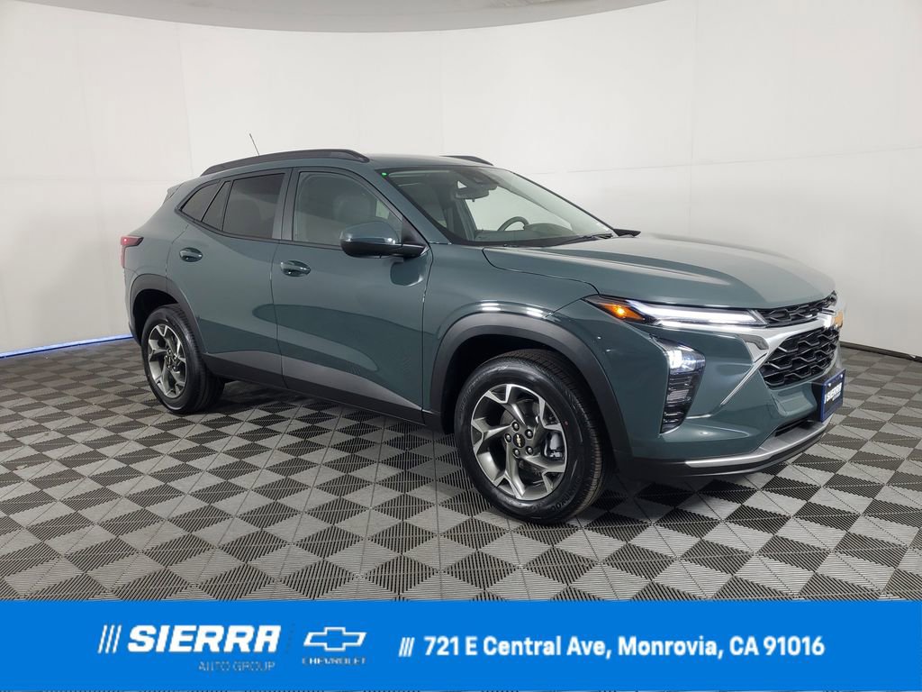 New 2026 Chevrolet Trax LT image 1