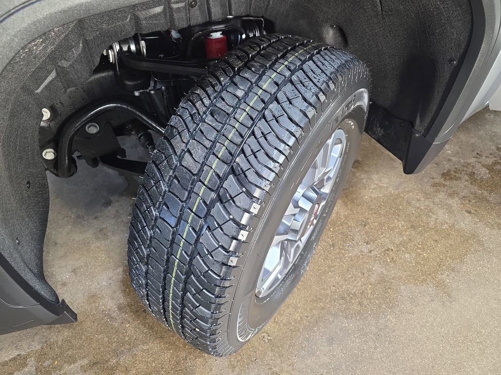 New 2026 GMC Sierra 2500 SLE w/ SLE Value Package; image 33