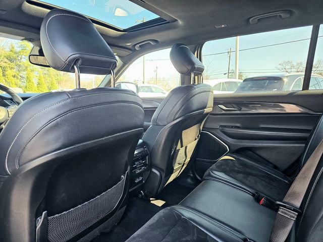 Used 2022 Jeep Grand Cherokee L Laredo image 26