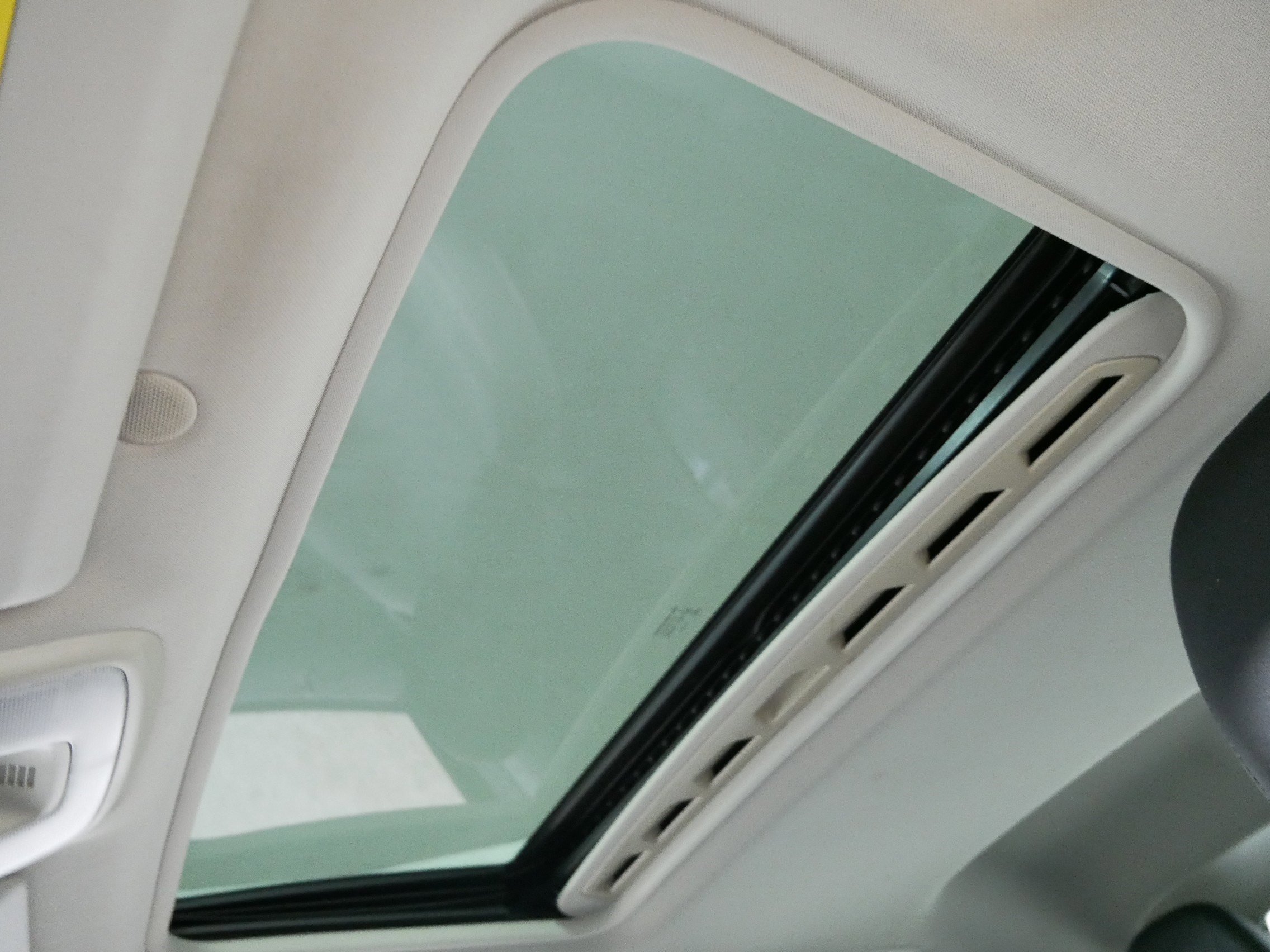 Used 2012 Volvo C30 T5 image 30