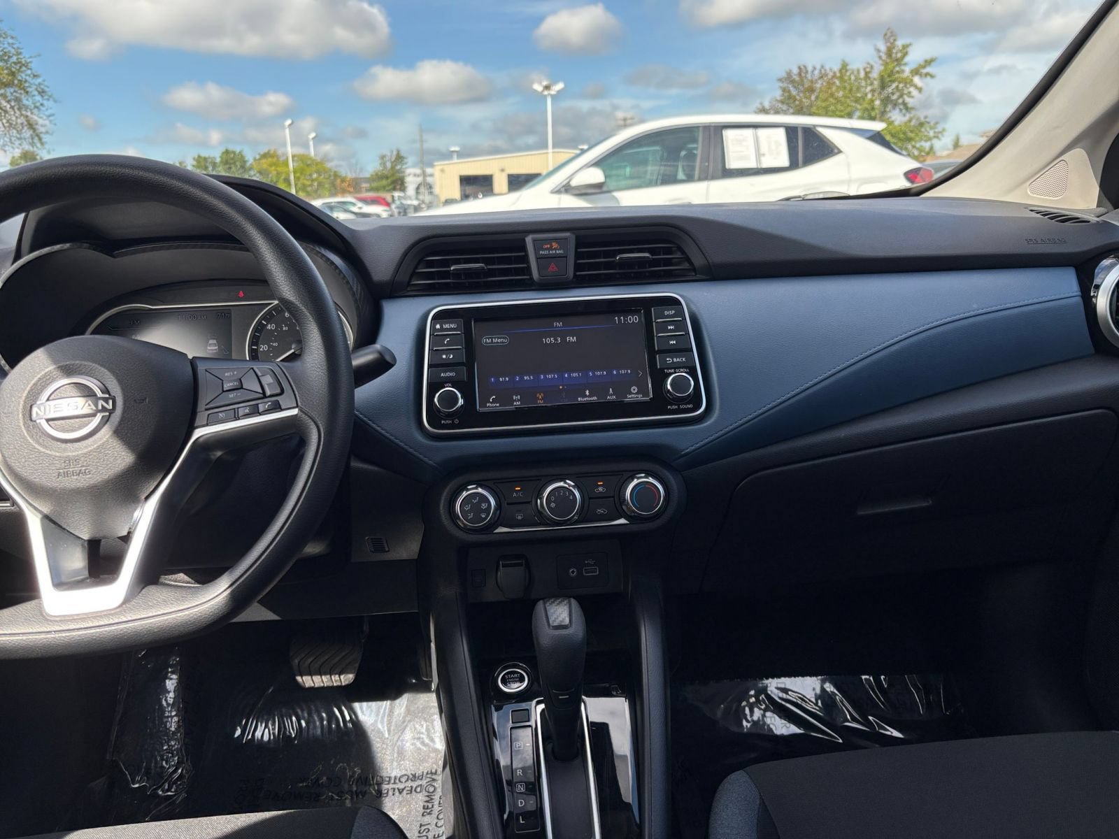 Used 2025 Nissan Versa SV FWD image 16