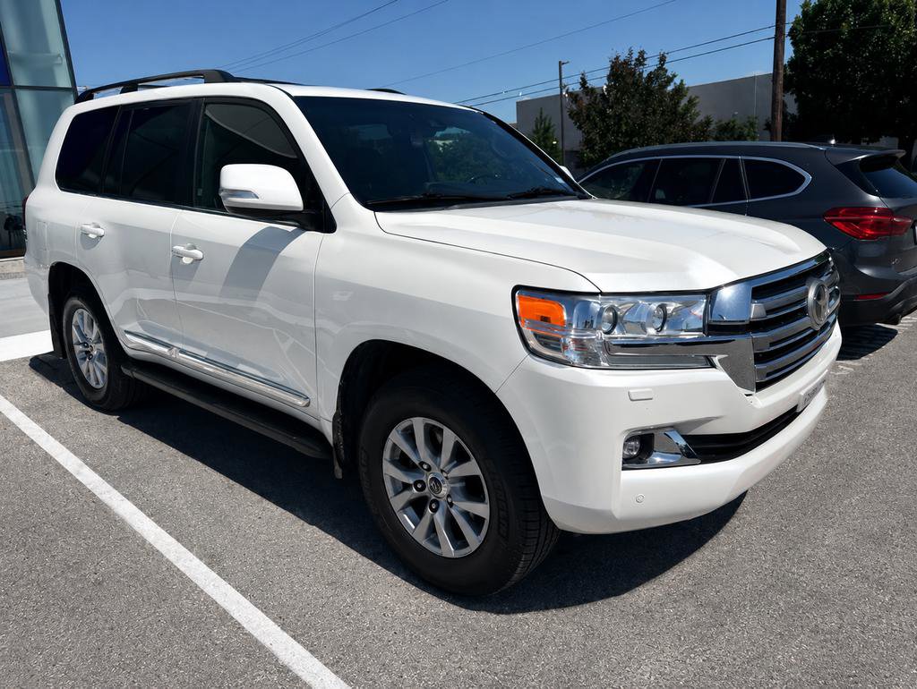 Used 2018 Toyota Land Cruiser AWD/4WD image 2