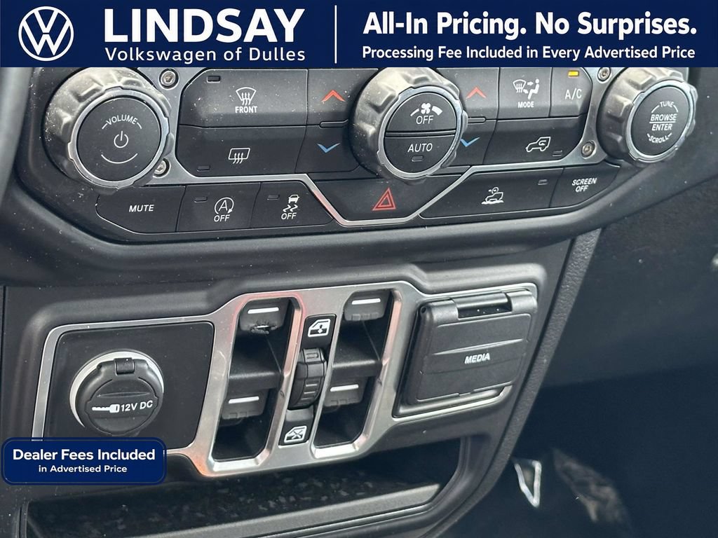 Used 2020 Jeep Gladiator Sport w/ Quick Order Package 24S AWD/4WD image 18