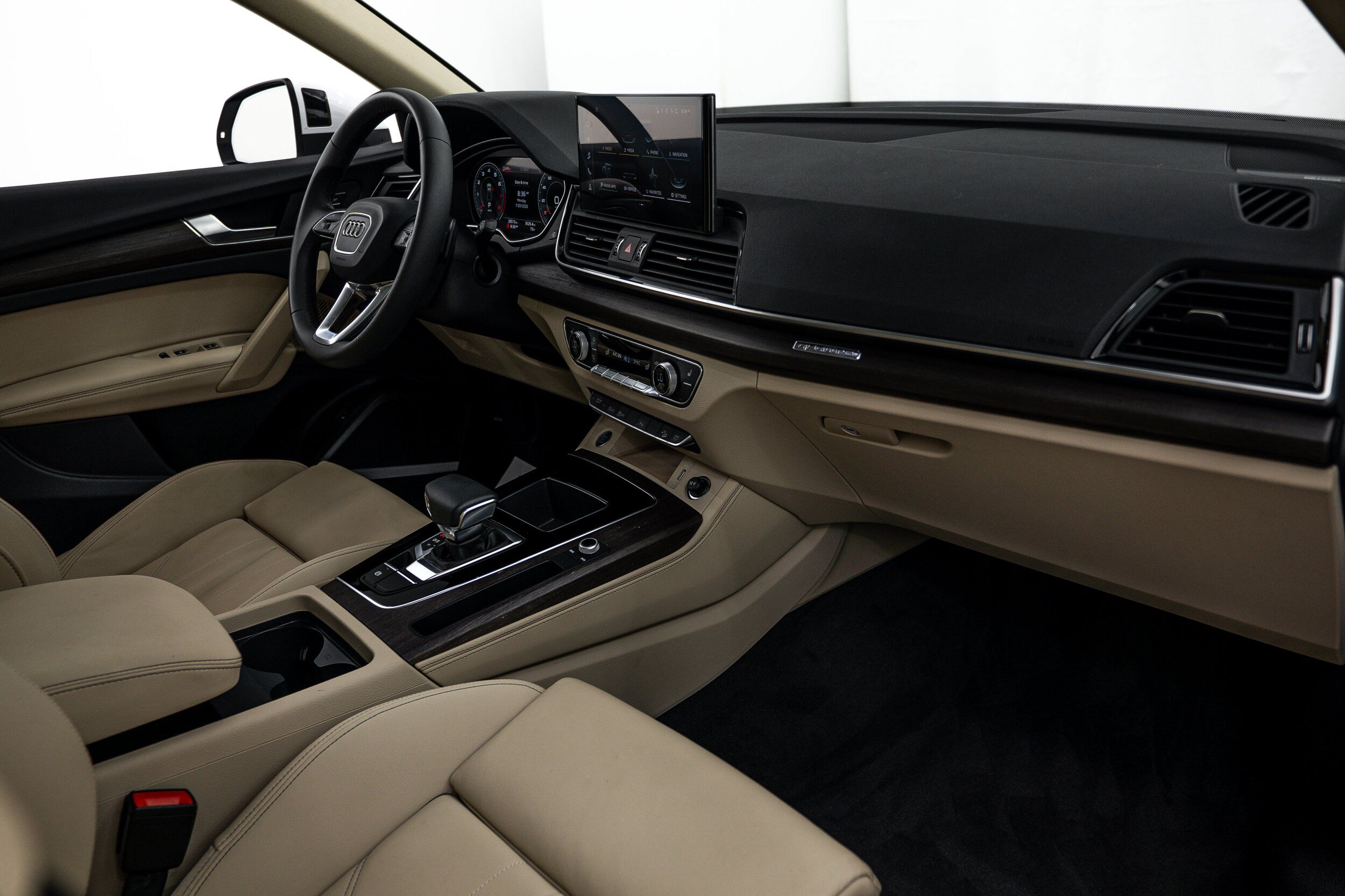 Certified 2024 Audi Q5 2.0T Premium Plus AWD/4WD image 8