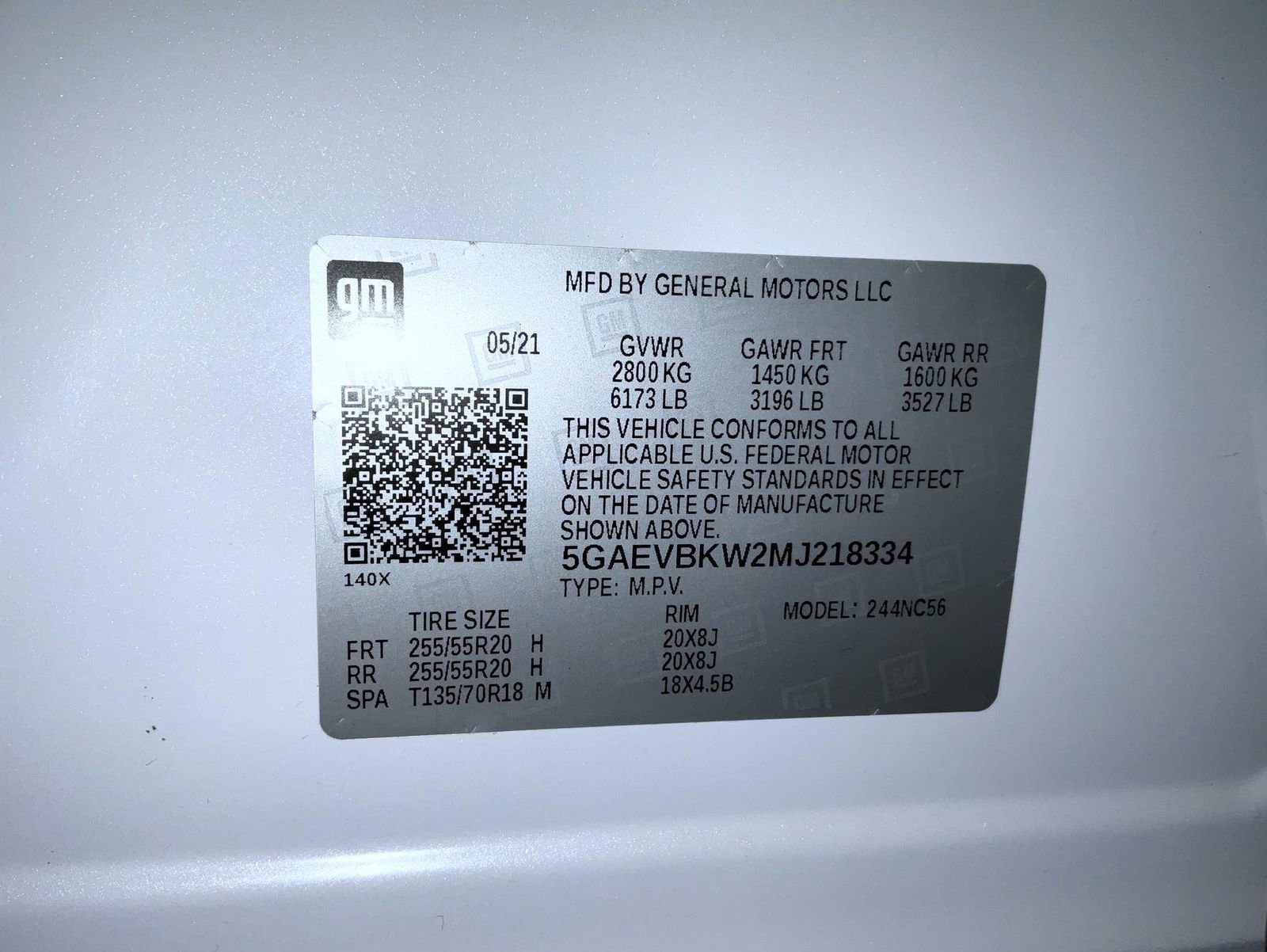 Used 2021 Buick Enclave Premium w/ Sun and Sites Package image 26