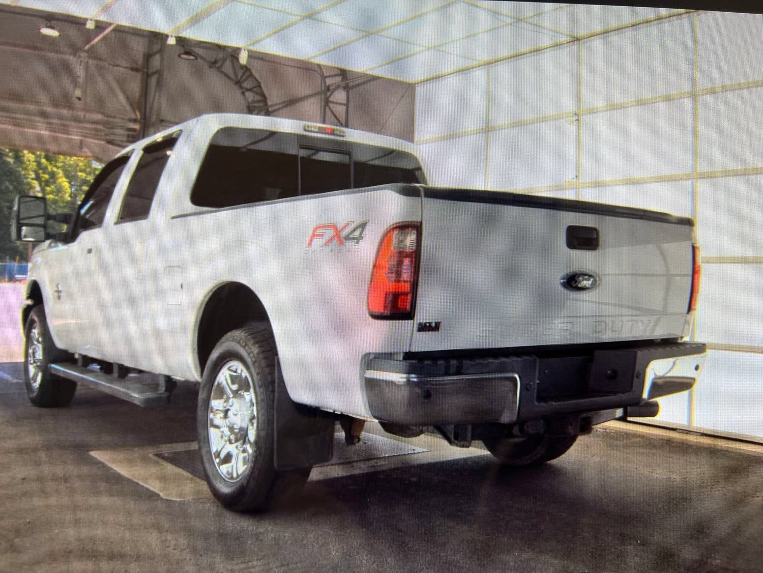 Used 2012 Ford F250 Lariat w/ Lariat Ultimate Pkg AWD/4WD image 4