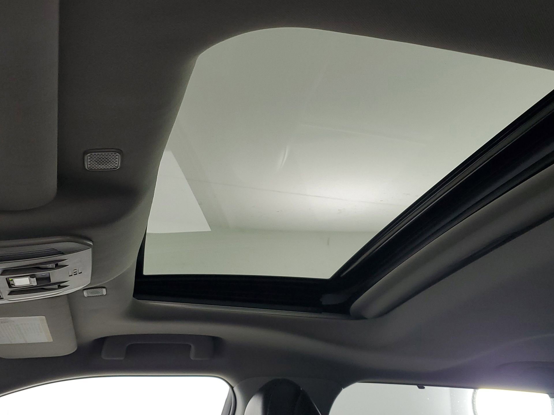 Used 2023 Toyota Highlander Limited image 48