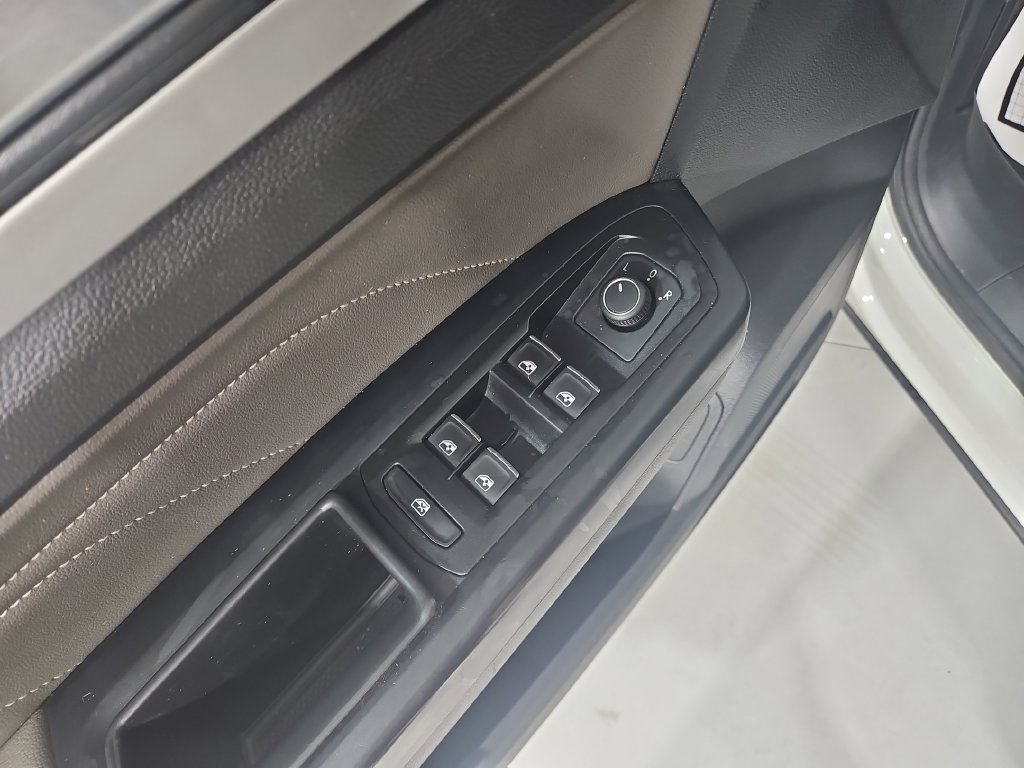 Used 2021 Volkswagen Atlas SE AWD/4WD image 10
