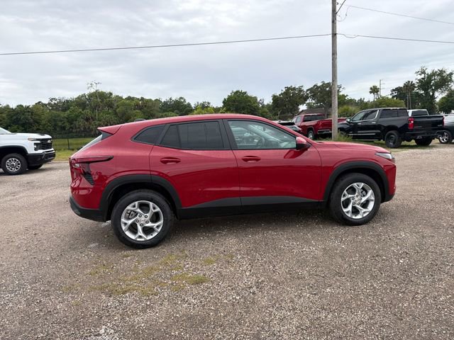 New 2026 Chevrolet Trax LS w/ LS Convenience Package FWD image 17