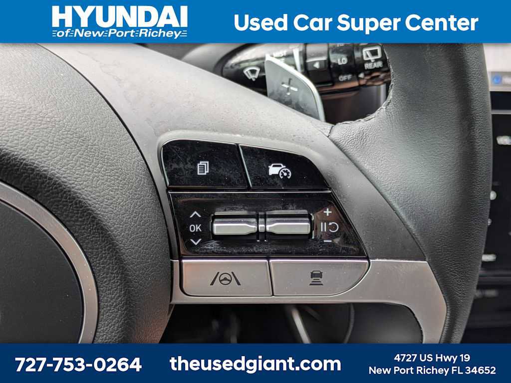 Certified 2024 Hyundai Tucson Limited AWD/4WD image 40