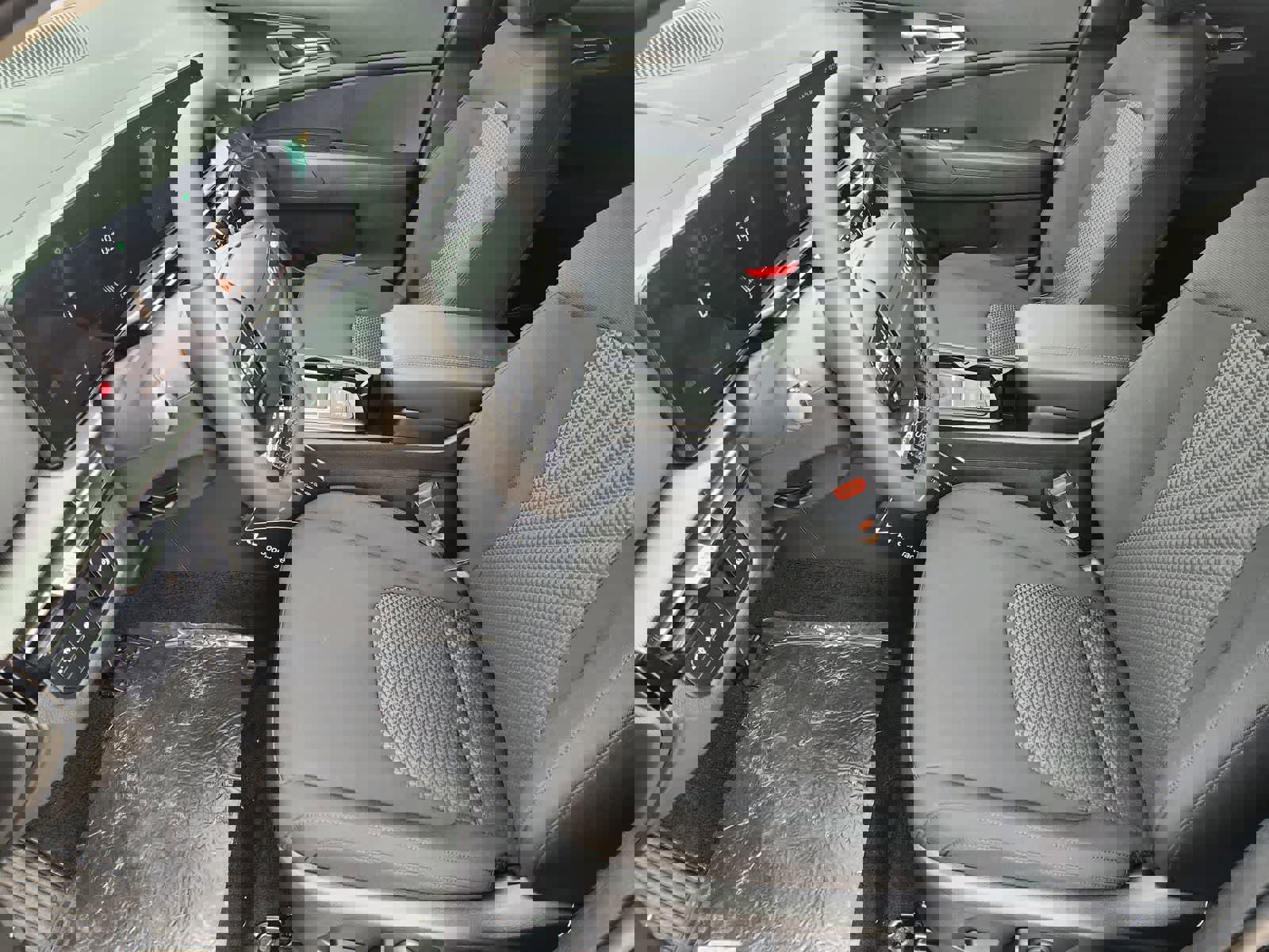 New 2026 Kia Sportage LX image 10