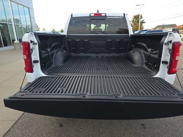 Used 2025 RAM 1500 Big Horn AWD/4WD image 7