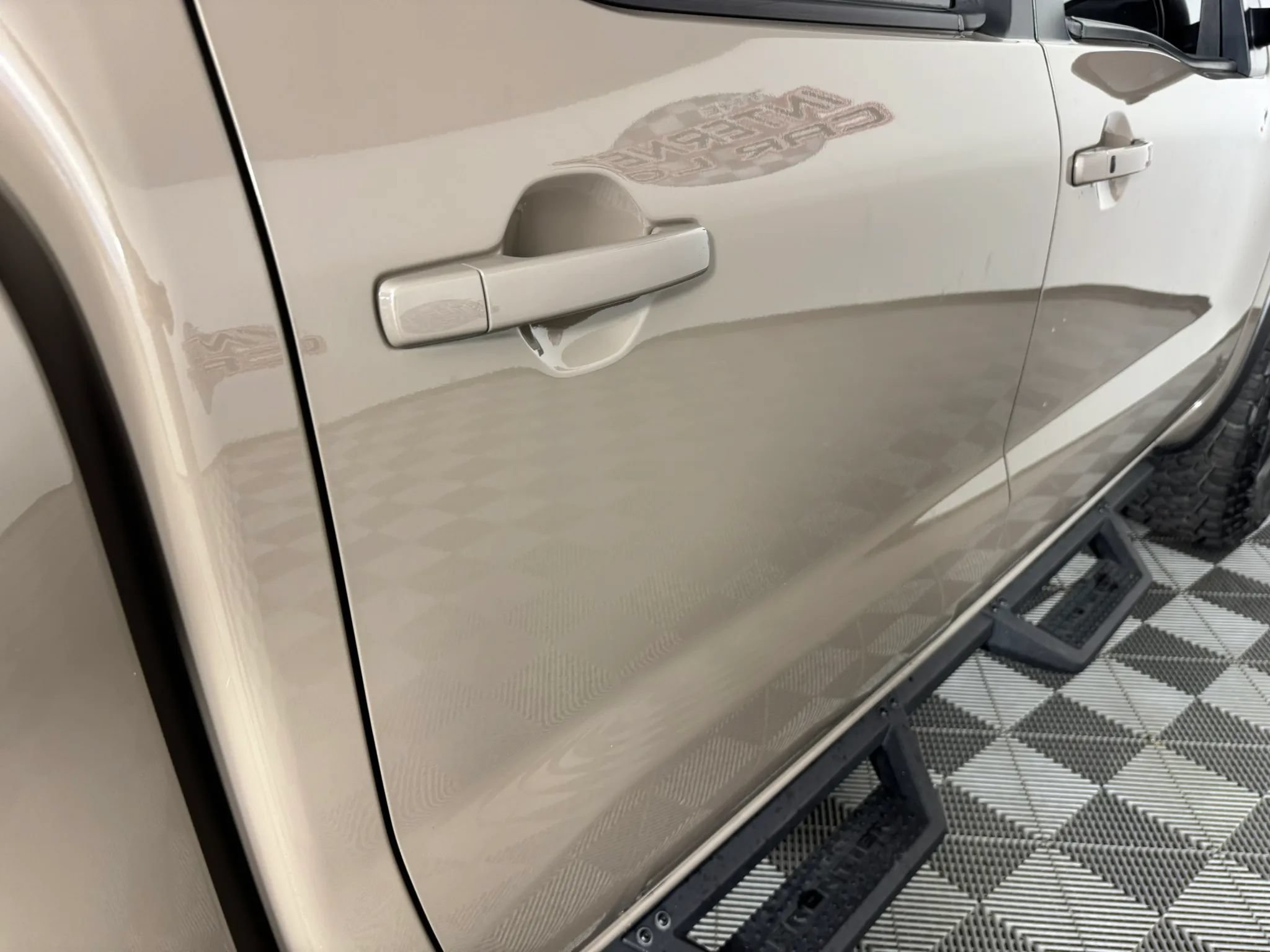 Used 2023 Nissan Frontier PRO-4X w/ Pro-4X Premium Package AWD/4WD image 32