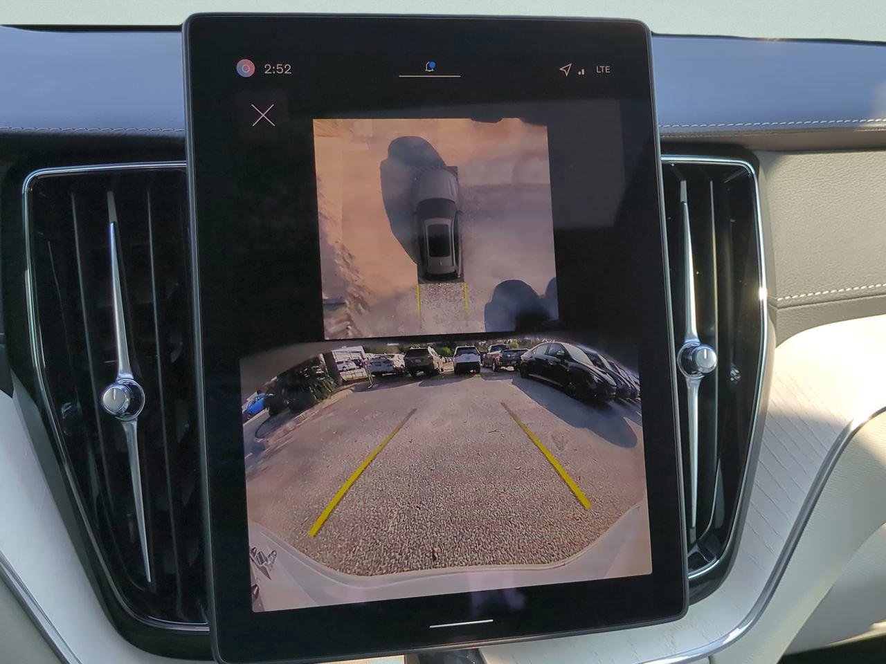 New 2026 Volvo XC60 B5 Ultra w/ Climate Package image 19