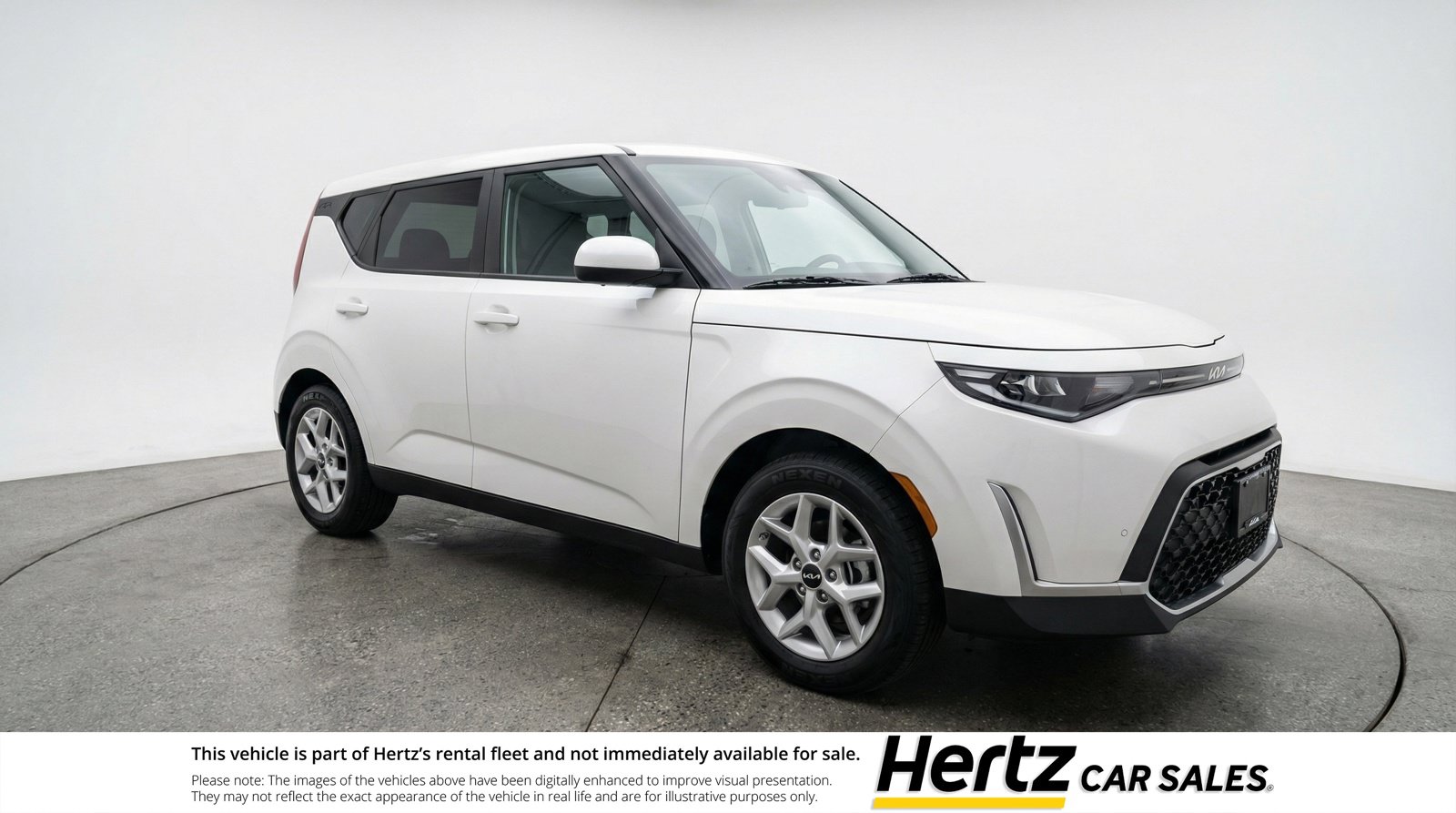Used 2025 Kia Soul LX w/ LX Technology Package FWD image 1