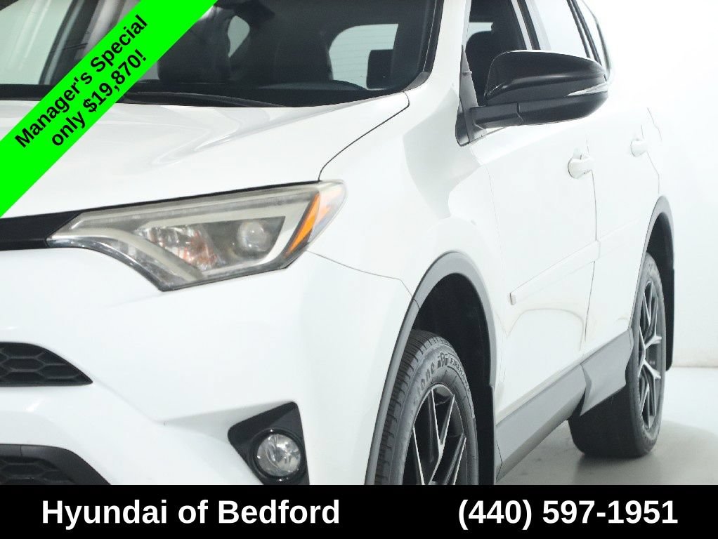 Used 2017 Toyota RAV4 SE w/ Power Extra Value Package AWD/4WD image 4