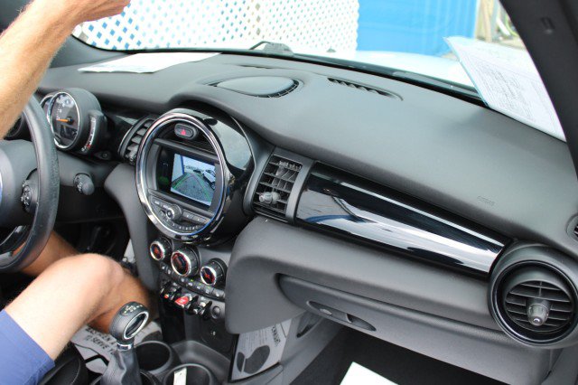 Used 2019 MINI Cooper Convertible FWD image 14
