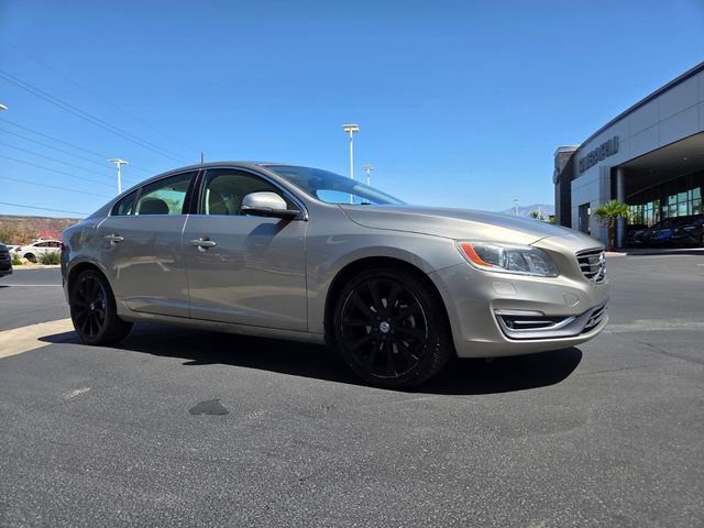 Used 2016 Volvo S60 T5 Inscription Platinum FWD image 2