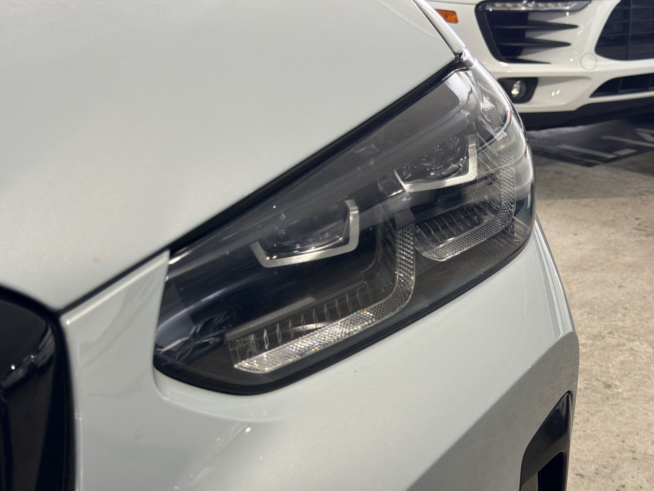 Certified 2023 BMW X4 M40i w/ Premium Package AWD/4WD image 8