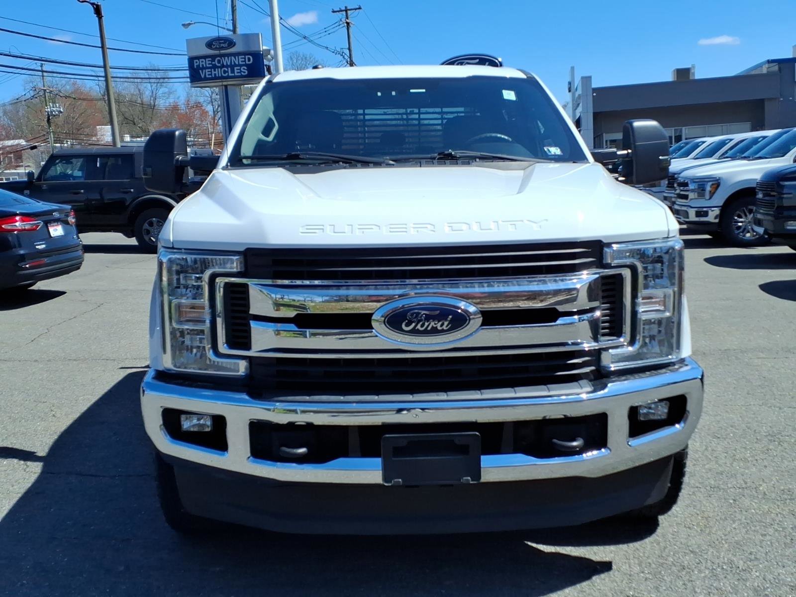 Used 2019 Ford F250 XLT w/ XLT Value Package image 2