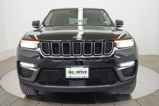 Used 2022 Jeep Grand Cherokee Limited 4xe image 2