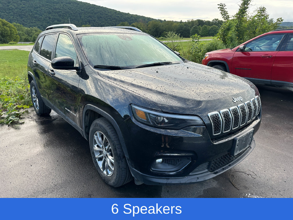 Used 2021 Jeep Cherokee Latitude Plus AWD/4WD image 2