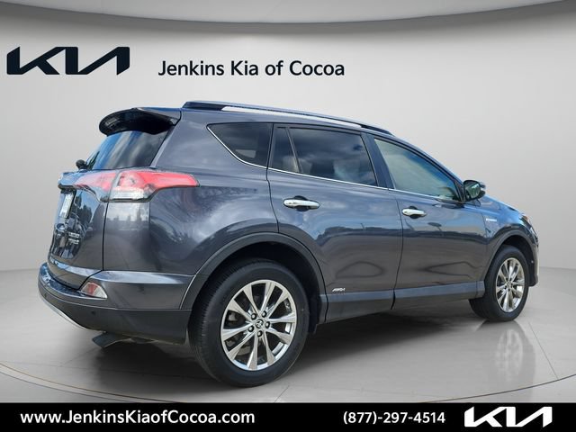 Used 2017 Toyota RAV4 Limited AWD/4WD image 4